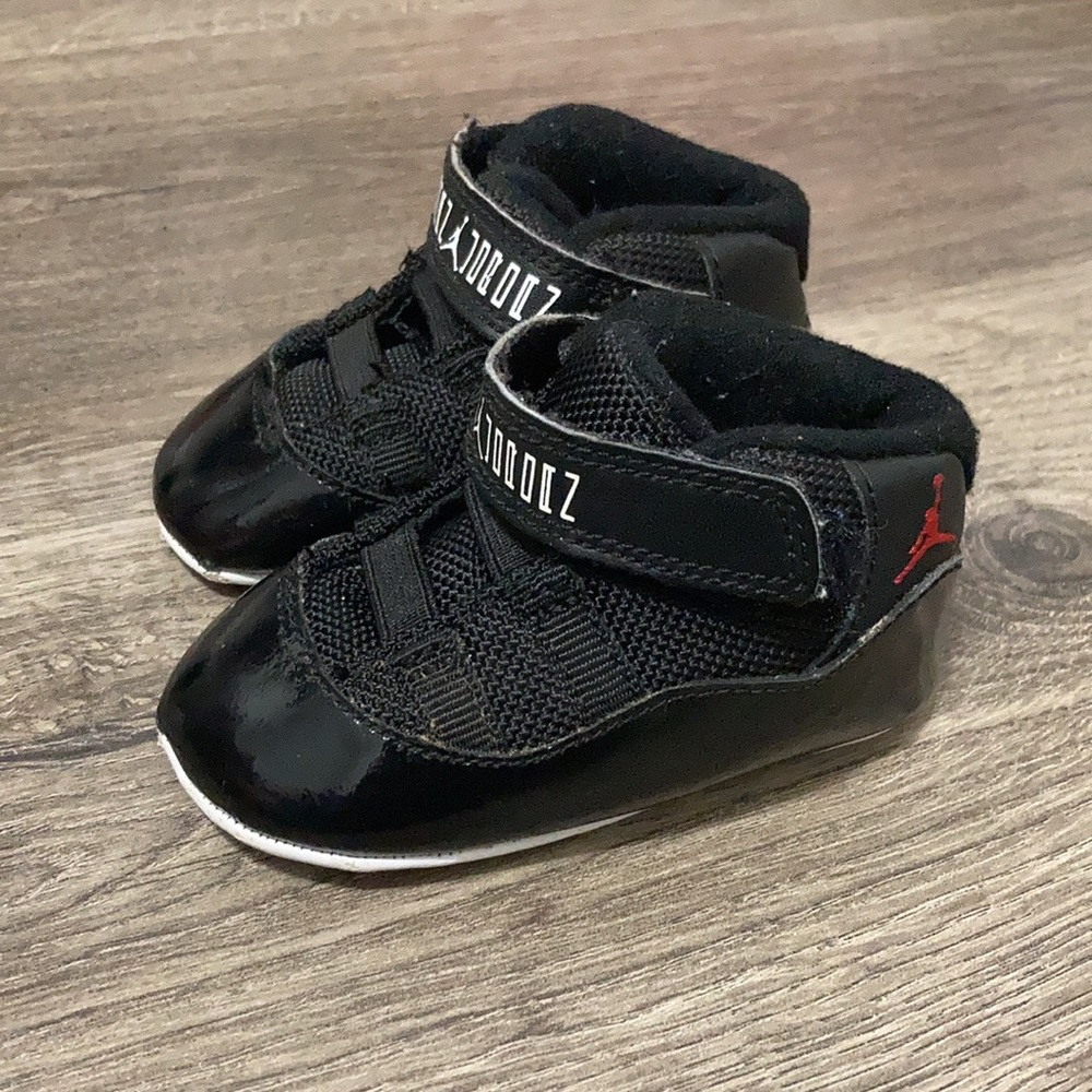 Air Jordan retro 11 breds sz 3c